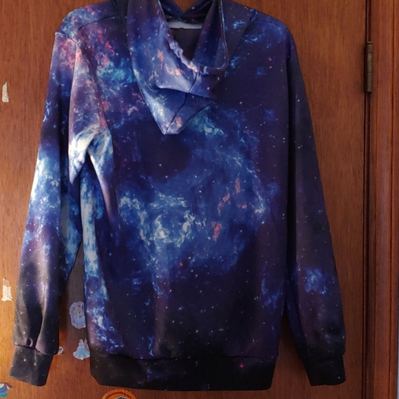 Sweatshirt - Picture 2 of 2